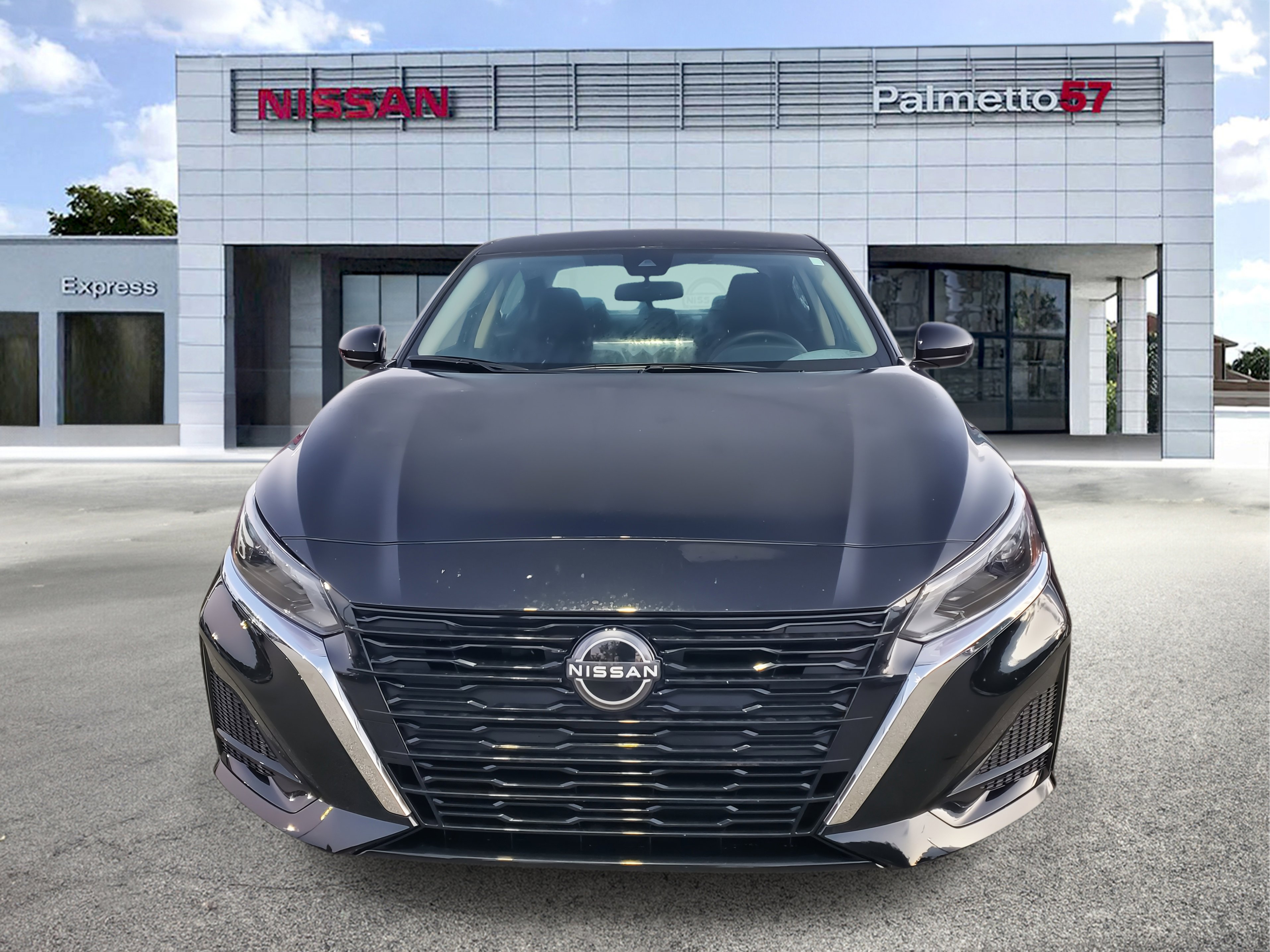 2025 Nissan Altima 2.5 SV photo 2
