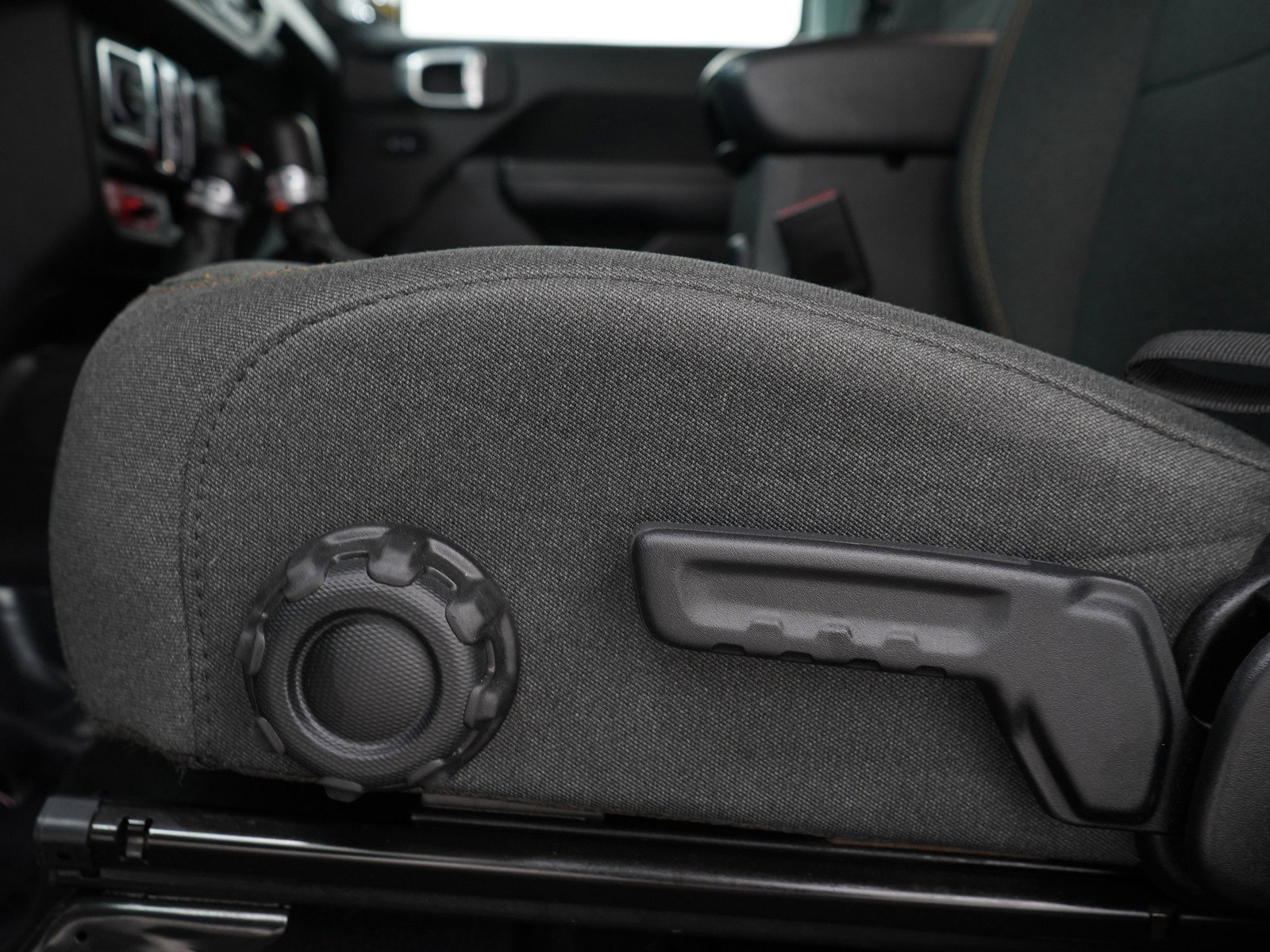 2024 Jeep Wrangler Willys 4xe photo 22