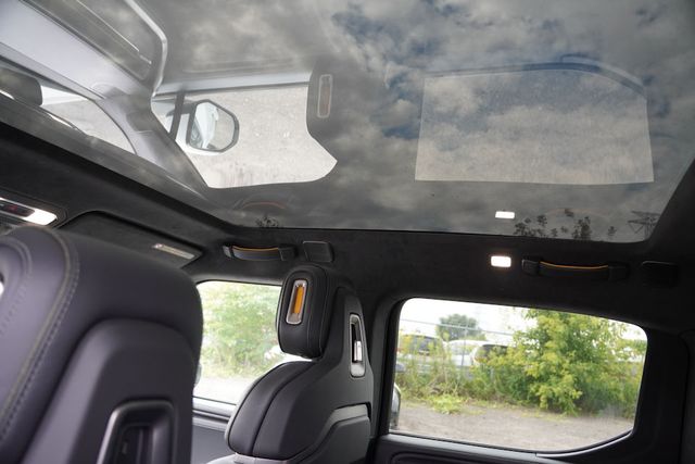 2023 Rivian R1T Adventure photo 18