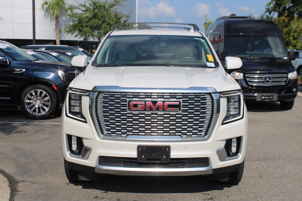 2022 Gmc Yukon XL Denali photo 2