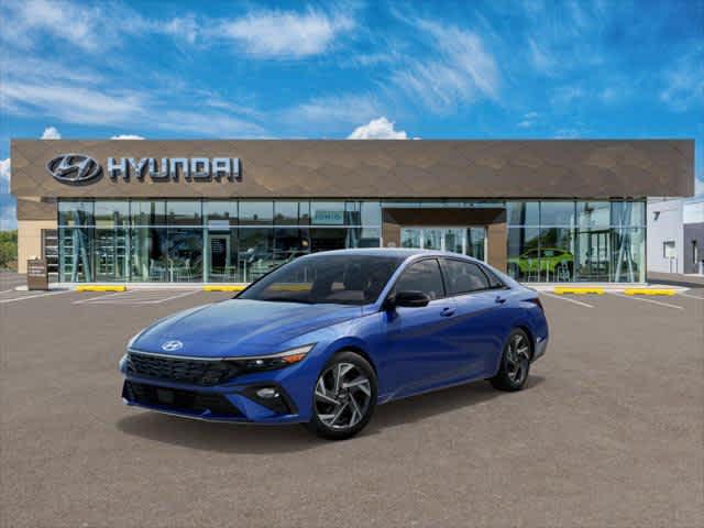 2025 Hyundai Elantra SEL Sport photo 2