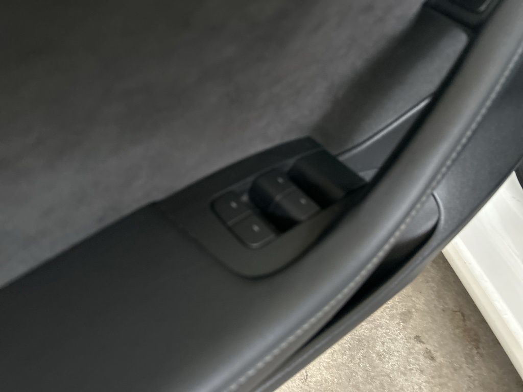 2021 Tesla Model 3 Standard Range Plus photo 30