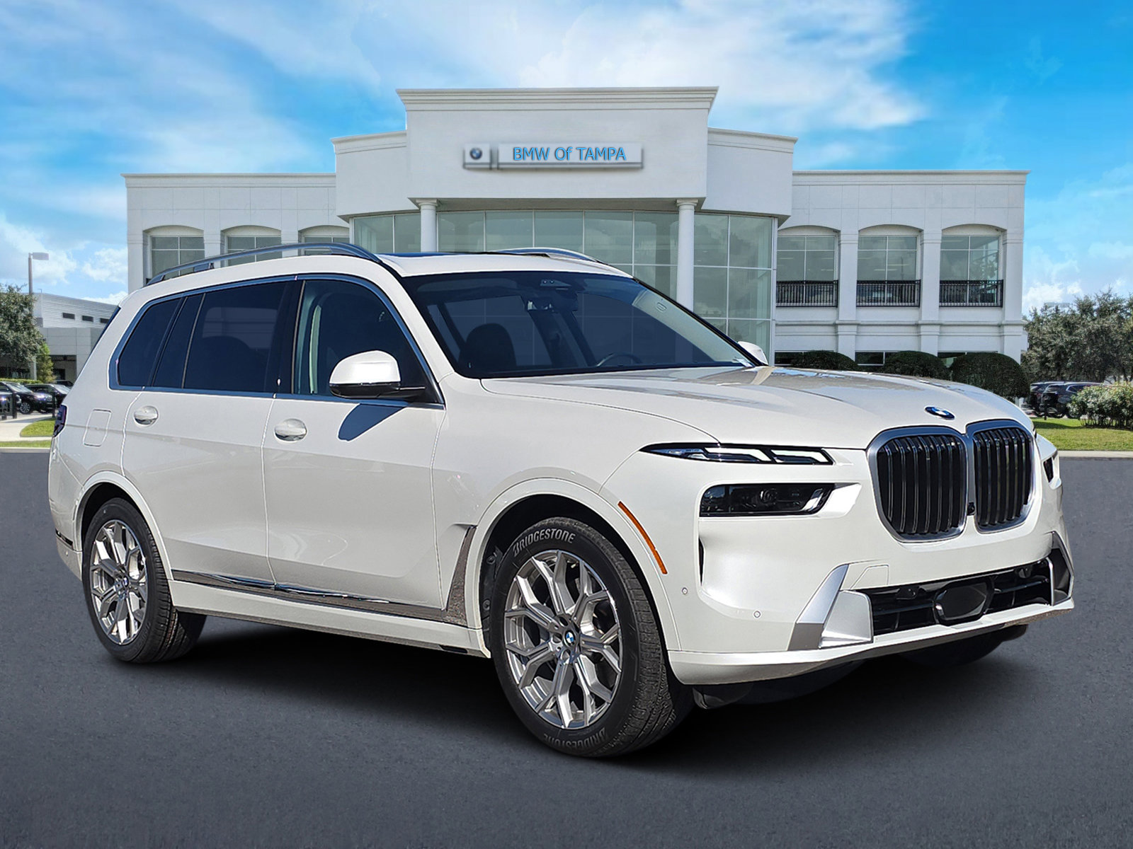 2025 BMW X7 40i's photo