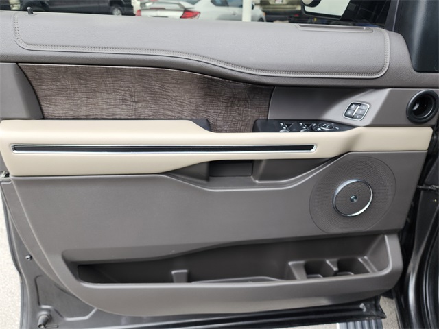 2019 Ford Expedition Limited photo 7