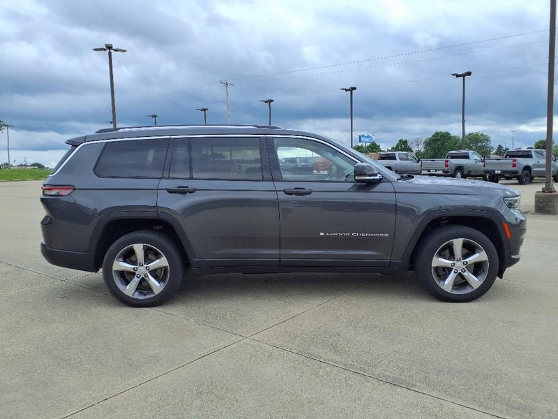 2022 Jeep Grand Cherokee Limited photo 4