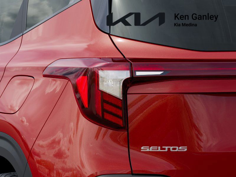 2026 Kia Seltos S photo 11