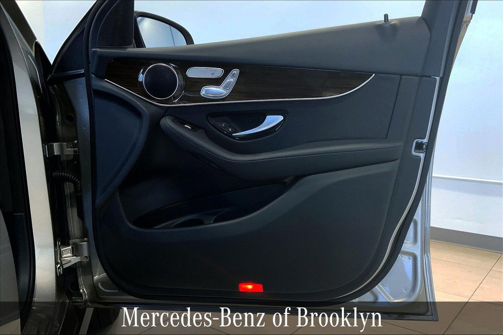 2021 Mercedes Benz GLC 300 4MATIC photo 20