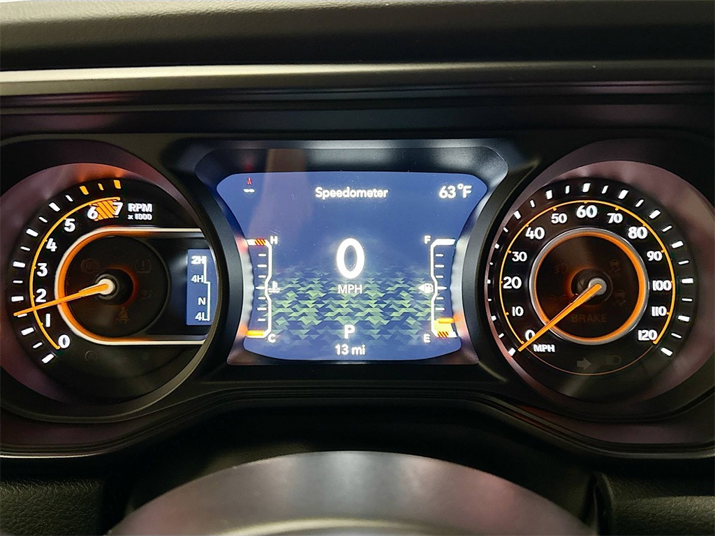 2025 Jeep Wrangler Sahara photo 18