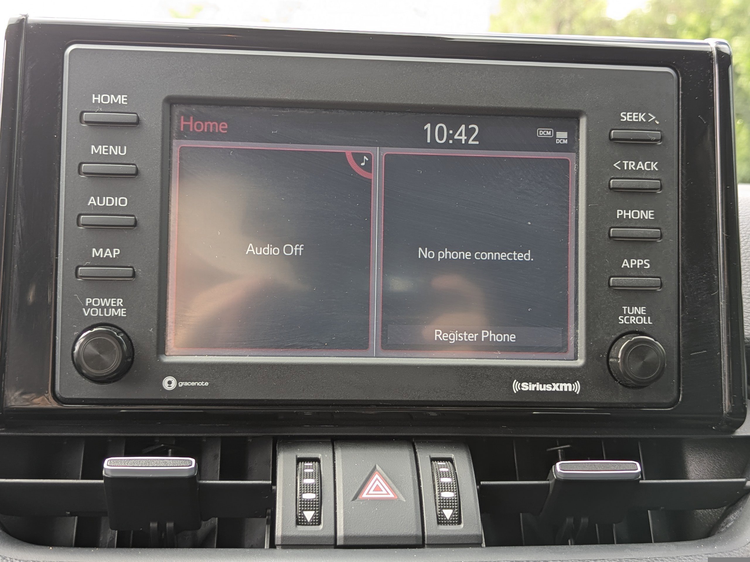2021 Toyota RAV4 XLE Premium photo 18