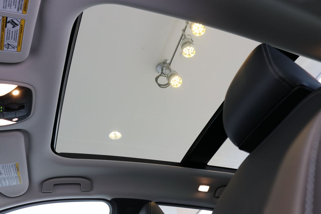 2025 Infiniti QX50 Luxe photo 14