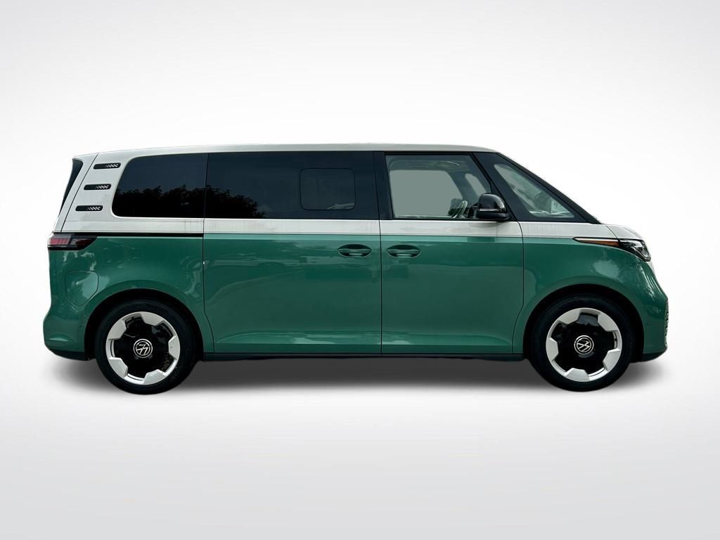 2025 Volkswagen ID. Buzz Pro Plus photo 7