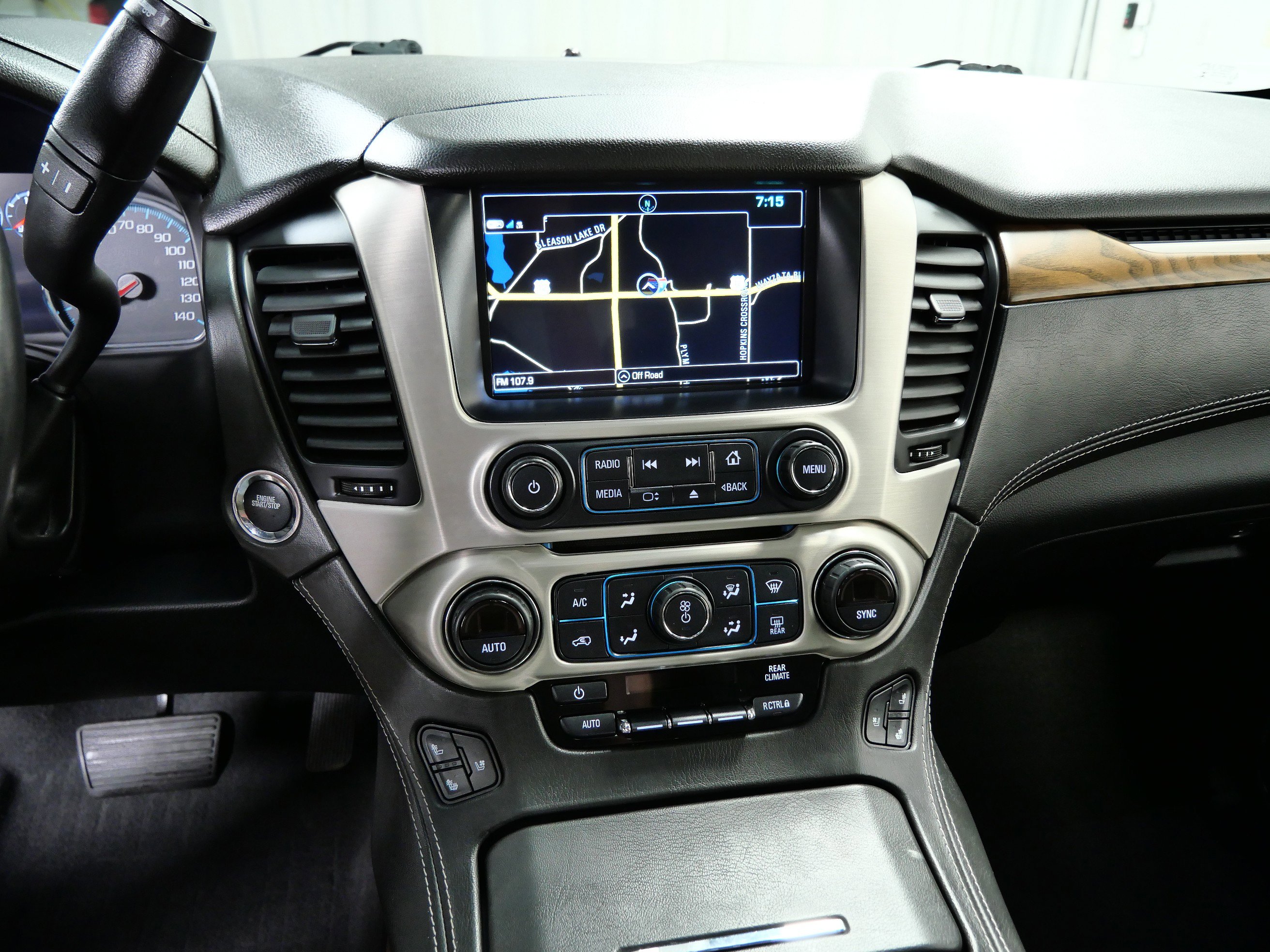2020 Gmc Yukon Denali photo 18