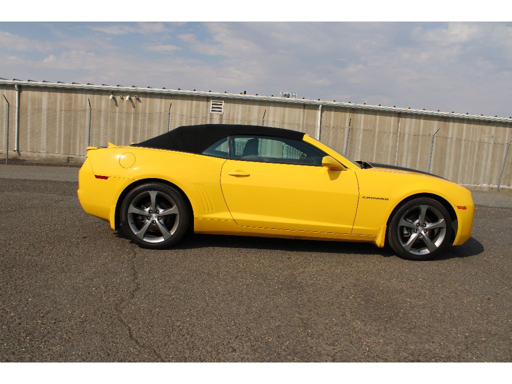 2013 Chevrolet Camaro 2LT photo 8