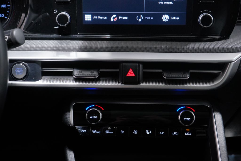 2021 Kia K5 GT-Line photo 13