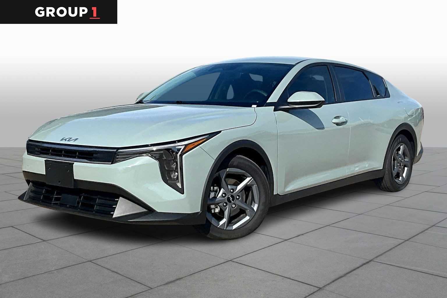 2025 Kia K4 LXS's photo