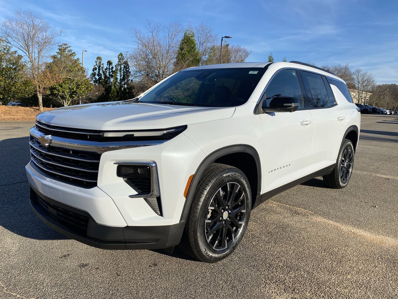 2026 Chevrolet Traverse LT's photo