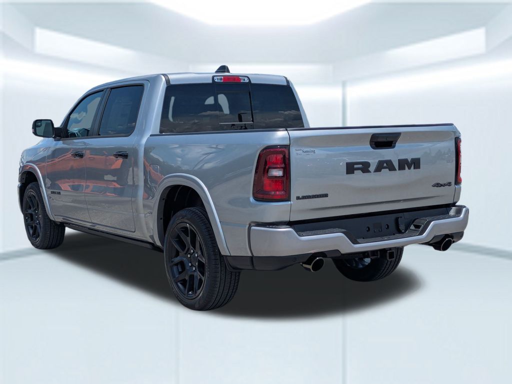 2025 Ram 1500 Laramie photo 3