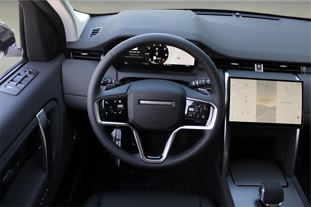 2025 Land Rover Discovery Sport S photo 13