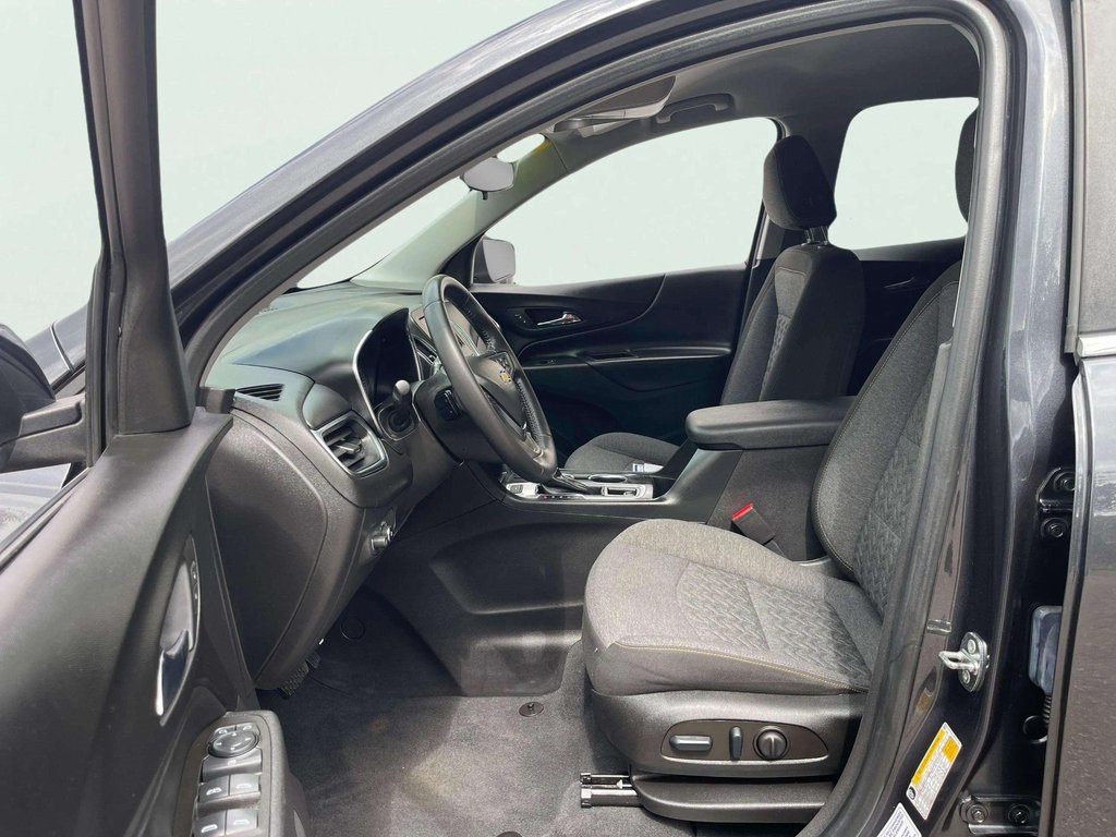 2022 Chevrolet Equinox LT photo 15