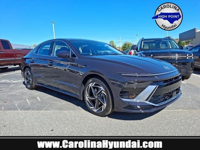 2026 Hyundai Sonata SEL's photo