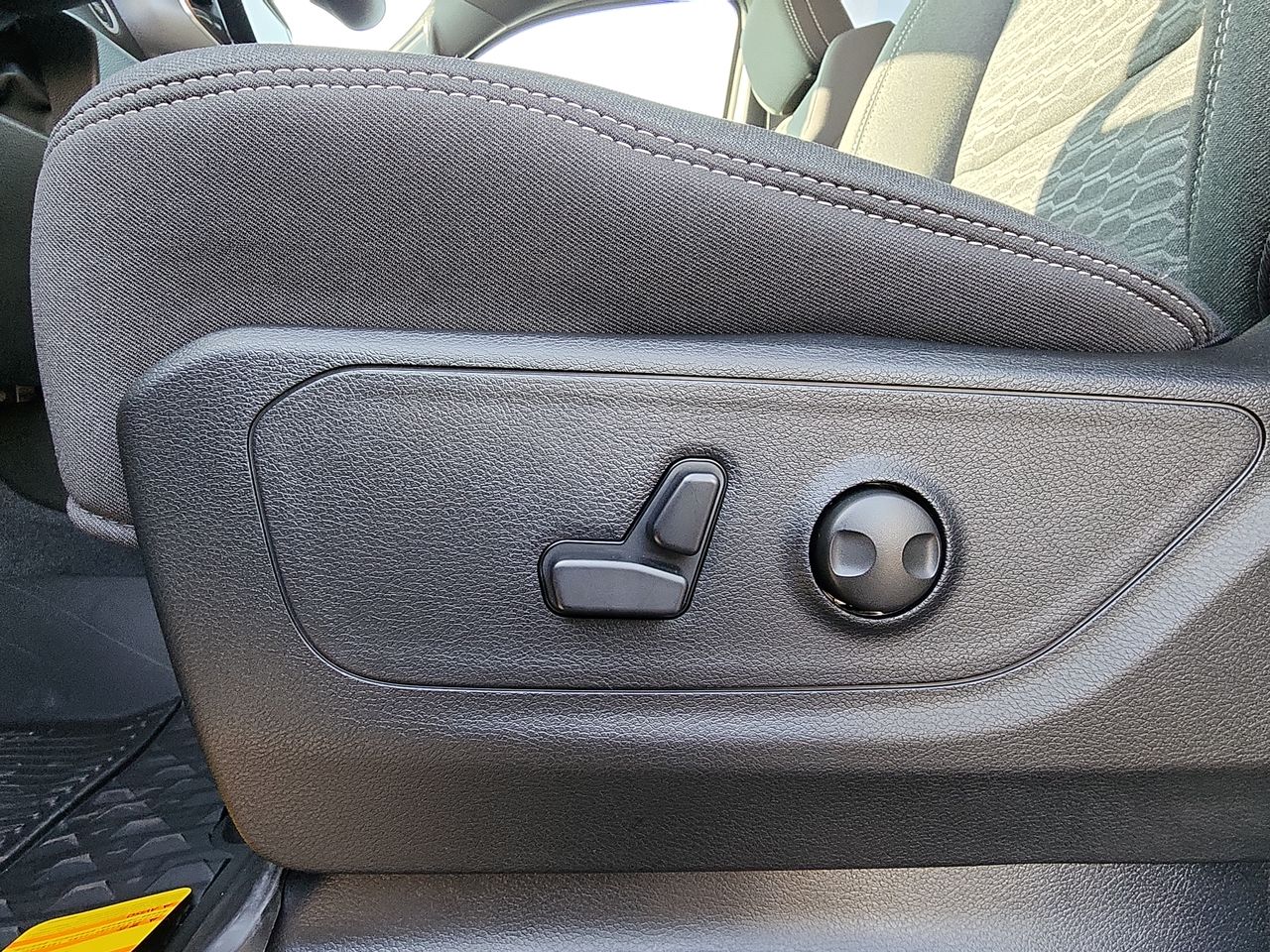 2026 Ram 1500 Big Horn photo 12