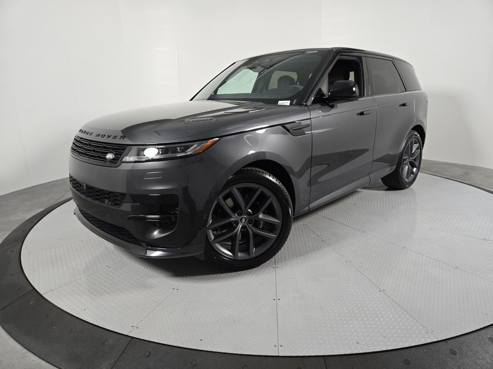 2025 Land Rover Range Rover Sport SE photo 27