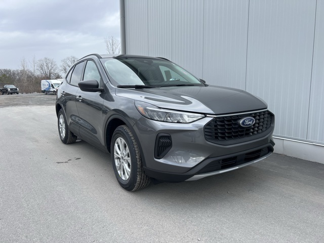 2025 Ford Escape Active's photo