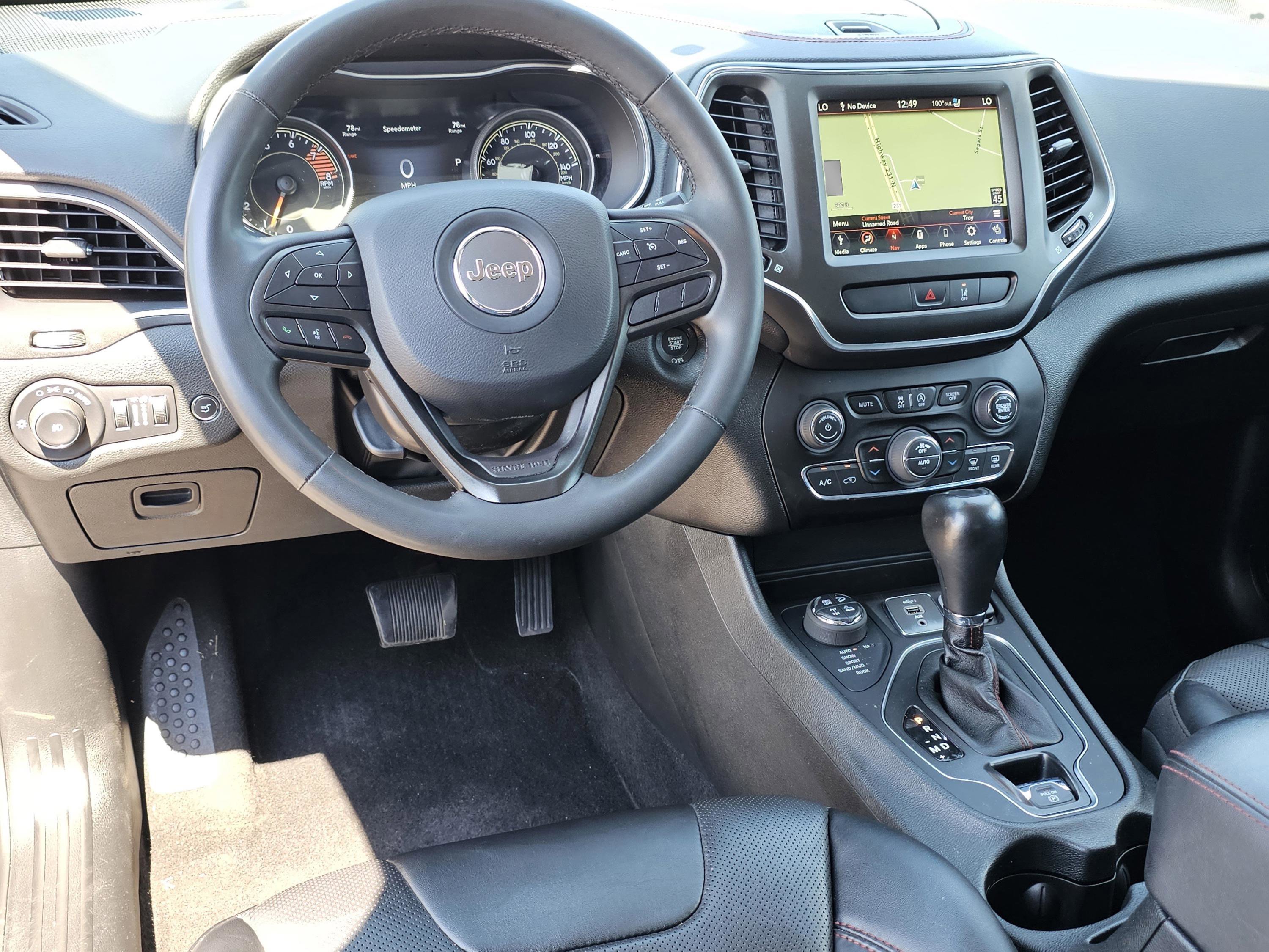 2022 Jeep Cherokee Trailhawk photo 22