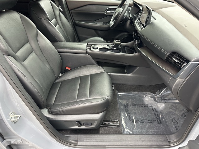 2021 Nissan Rogue SL photo 14