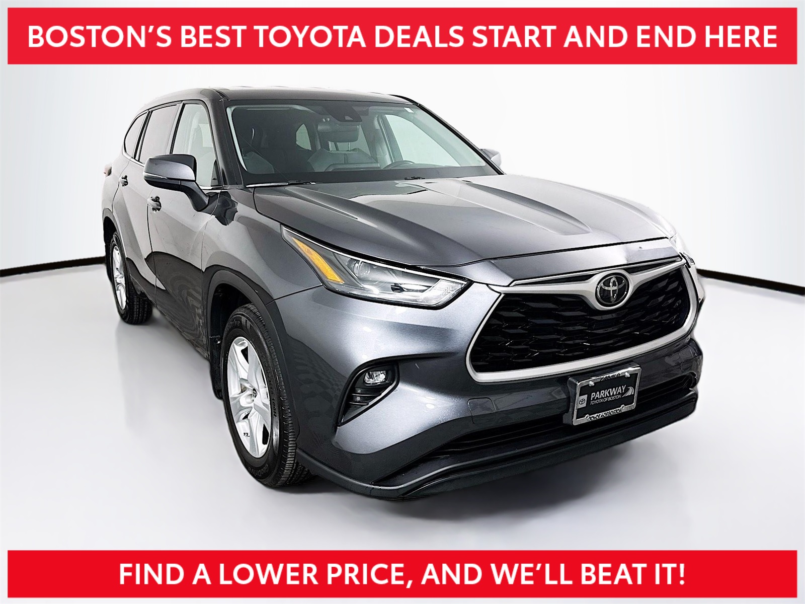 2022 Toyota Highlander LE's photo