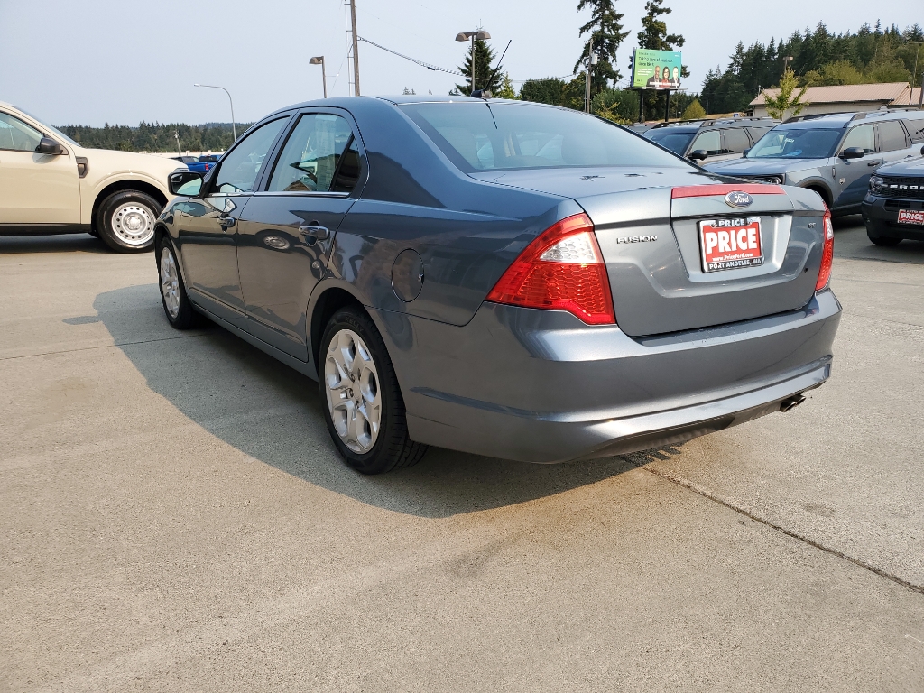 2011 Ford Fusion SE photo 4