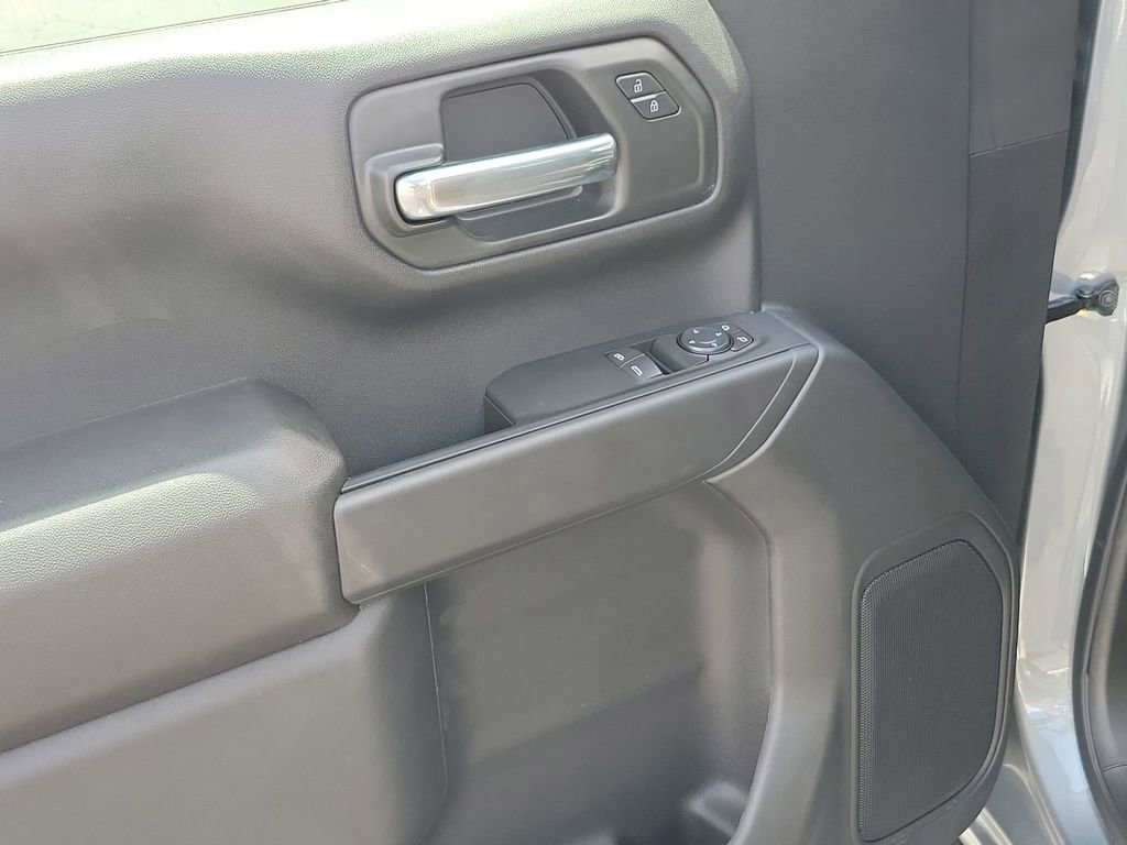2025 Gmc Sierra Base photo 42