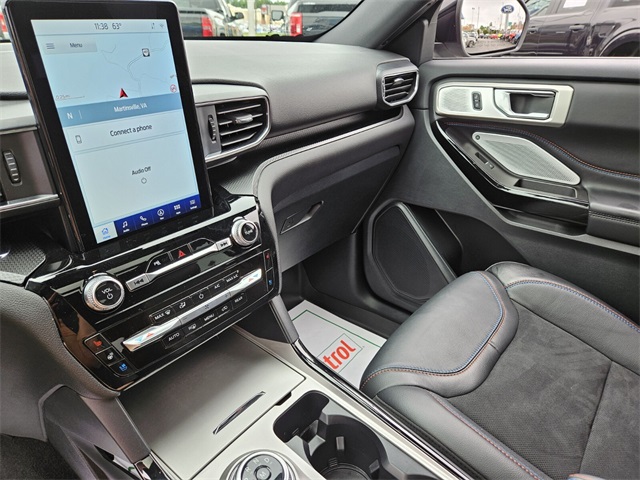 2024 Ford Explorer ST photo 21