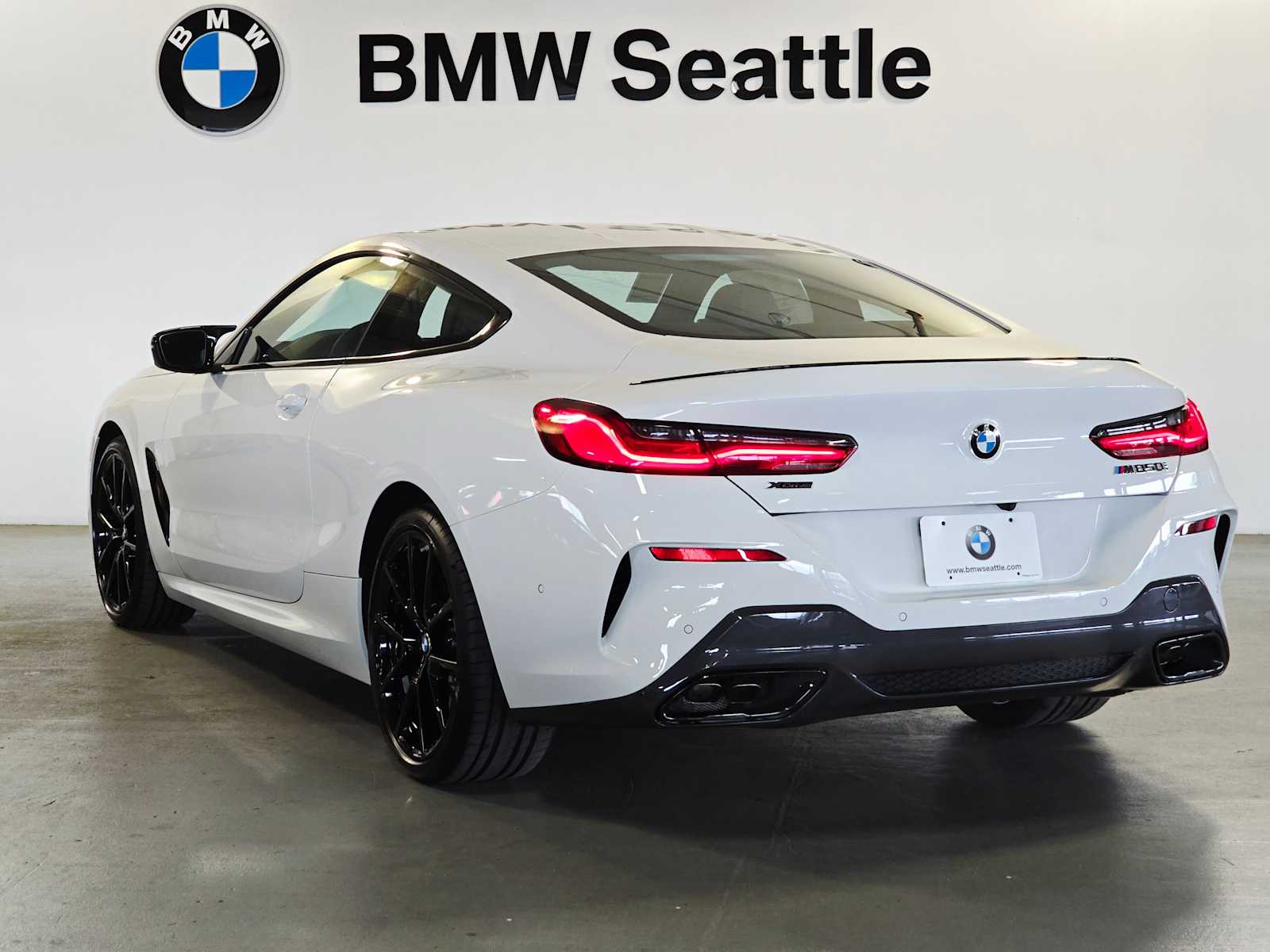 2026 Bmw M850i xDrive photo 4