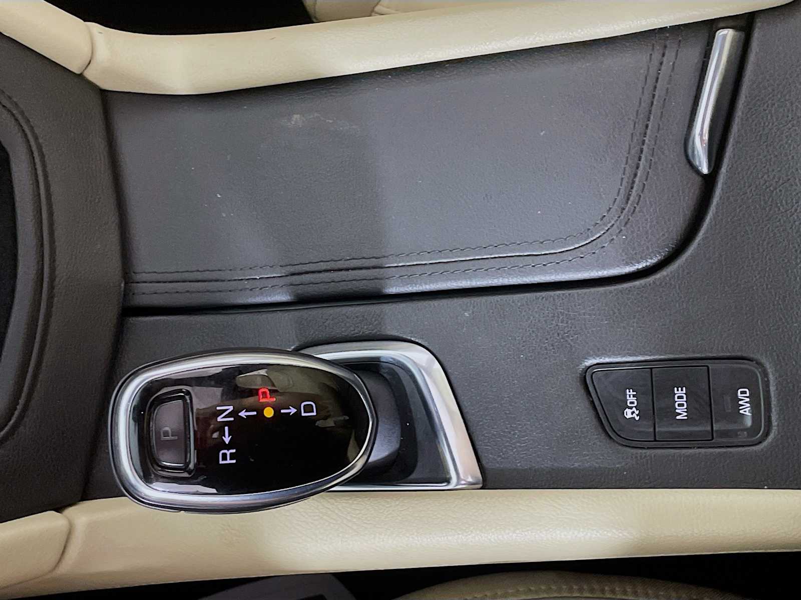 2017 Cadillac XT5 Luxury photo 14