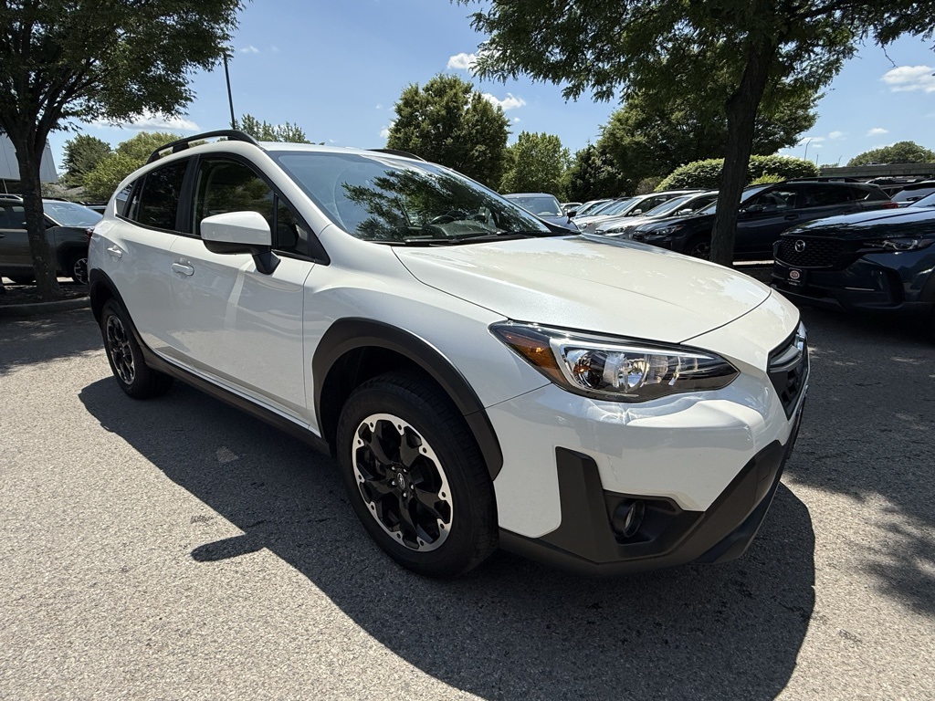 2023 Subaru Crosstrek Premium photo 2