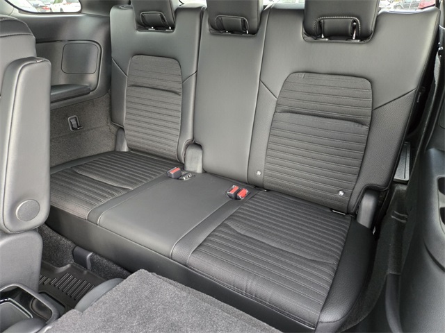 2025 Nissan Pathfinder Rock Creek photo 8