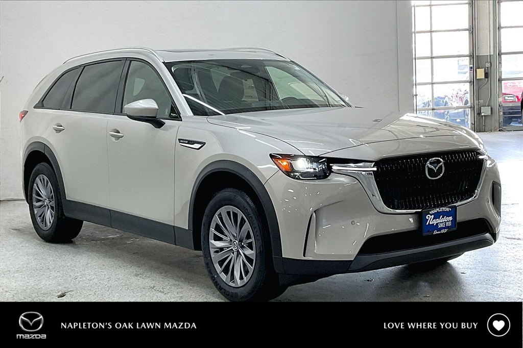 2025 Mazda CX-90 Preferred Package's photo