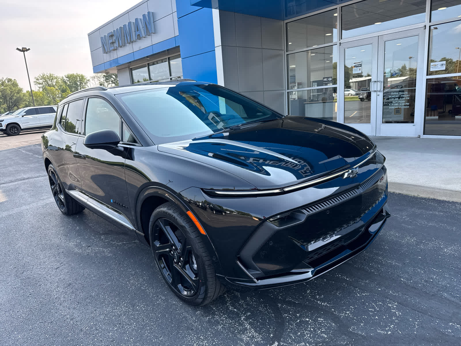 2024 Chevrolet Equinox EV Launch Edition's photo