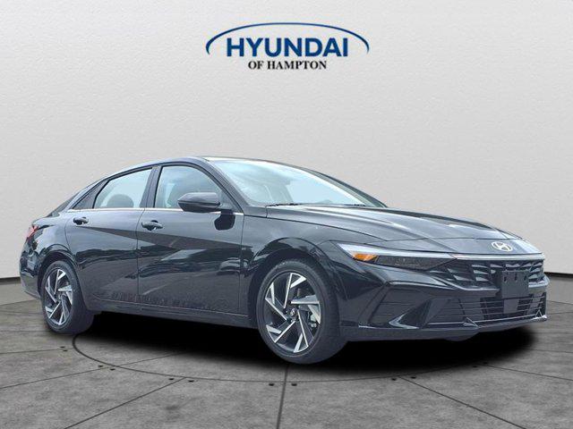 2025 Hyundai Elantra Limited's photo