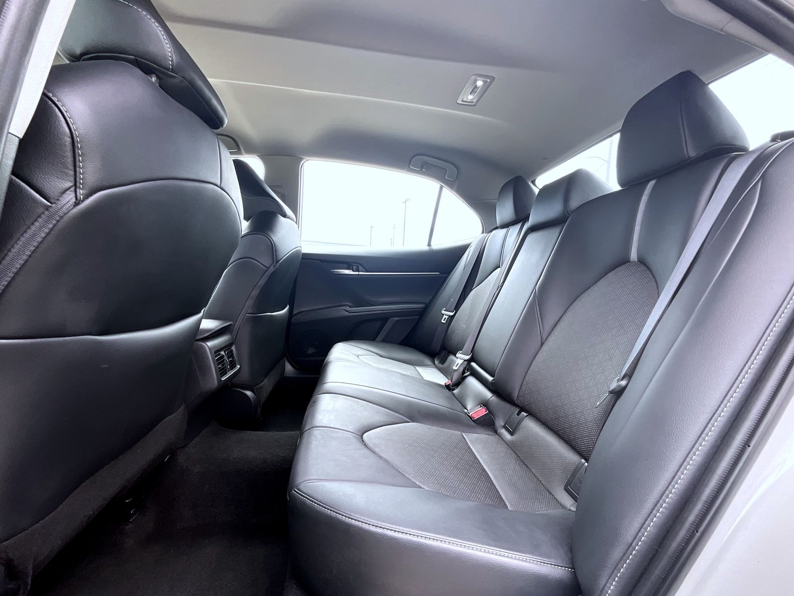 2023 Toyota Camry XSE photo 19