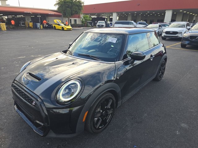 2023 MINI 3 Door S