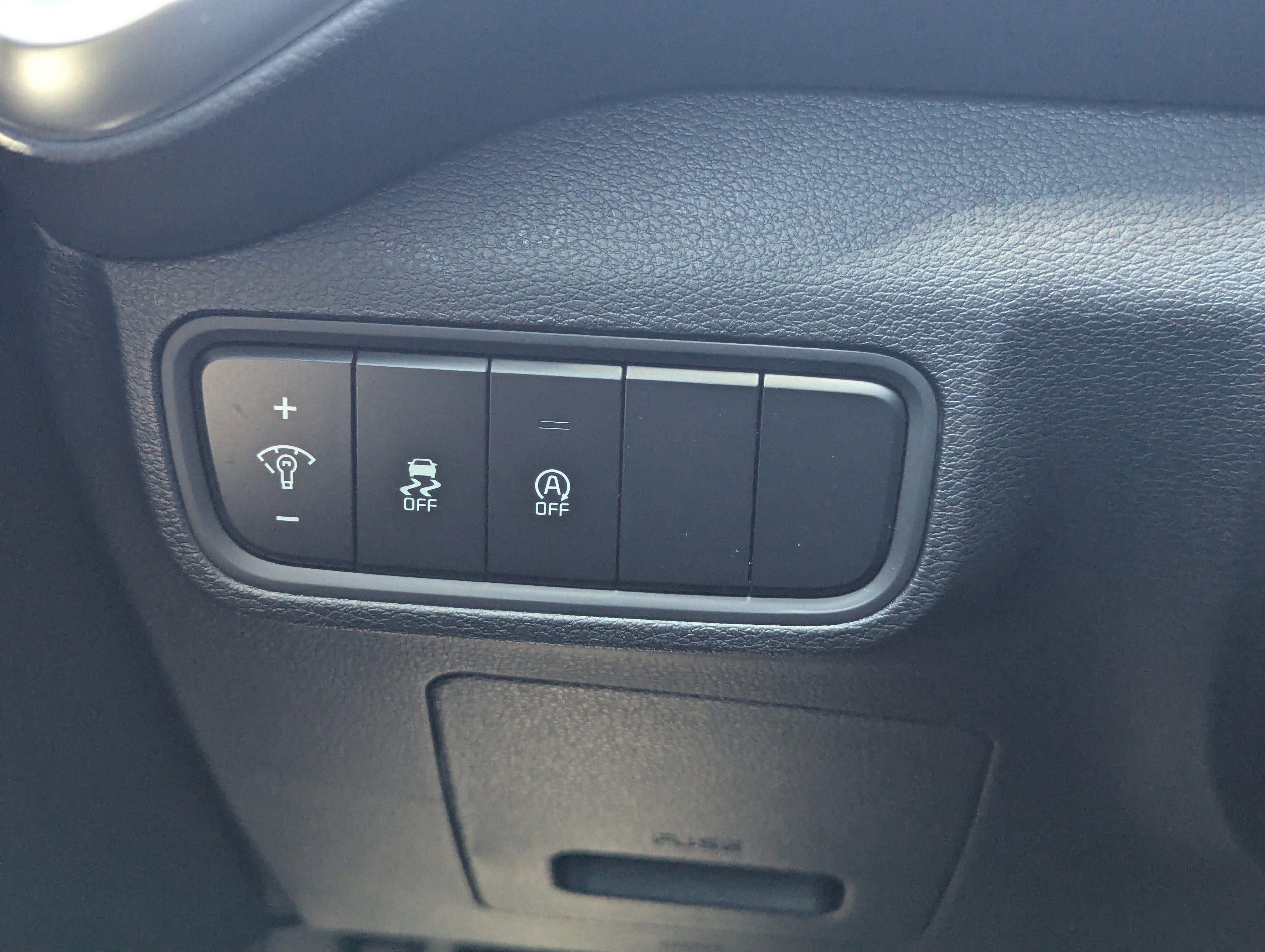 2025 Kia Soul LX photo 6
