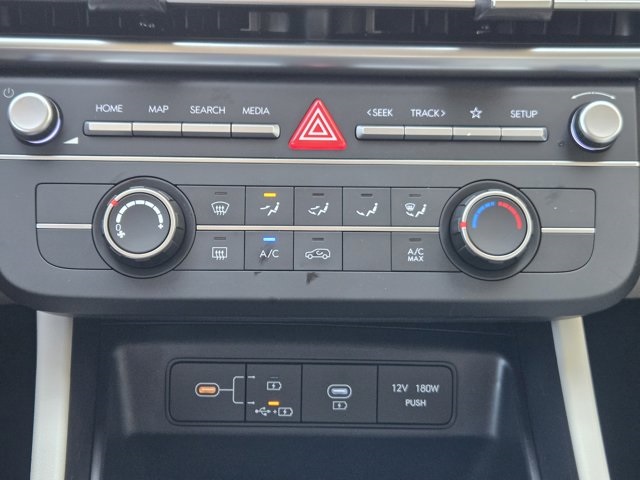 2026 Hyundai Tucson SE photo 13