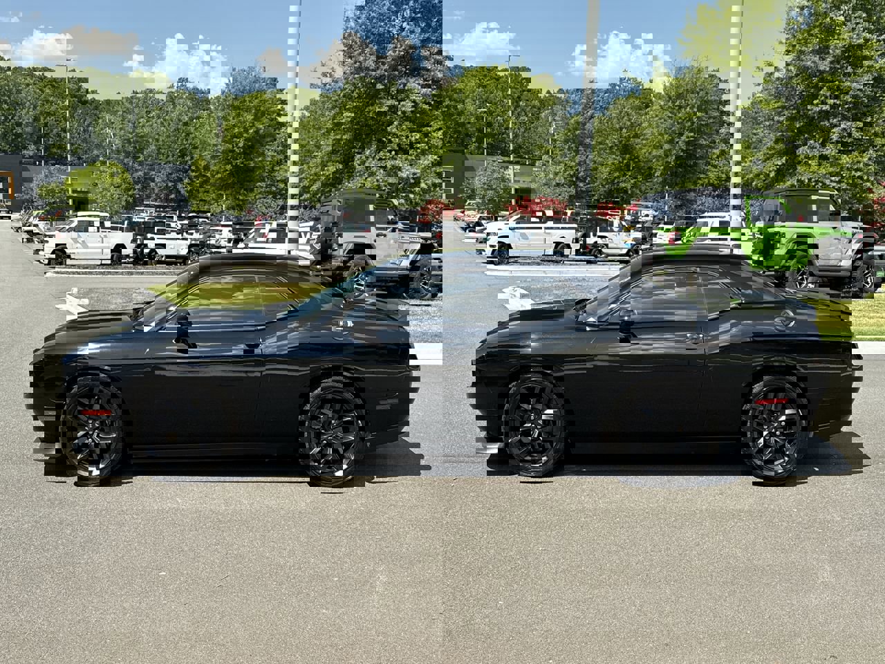 2C3CDZJG9NH188008