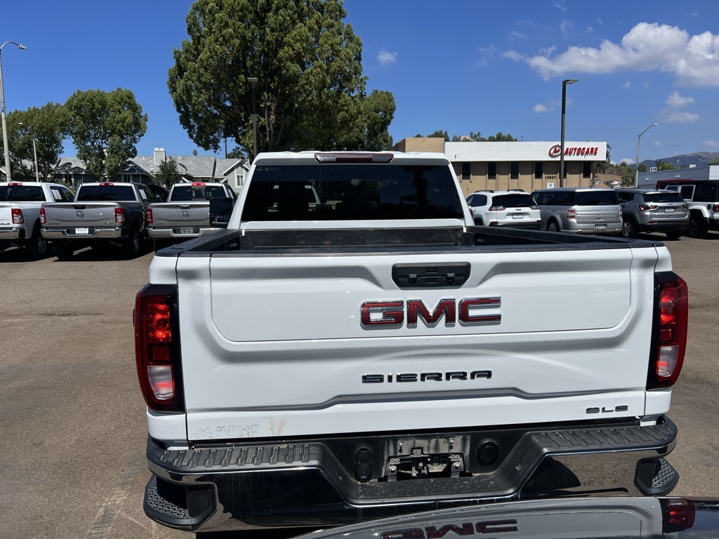 2023 Gmc Sierra HD SLE photo 3