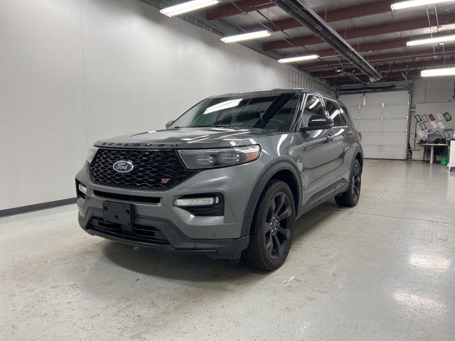 2021 Ford Explorer ST's photo