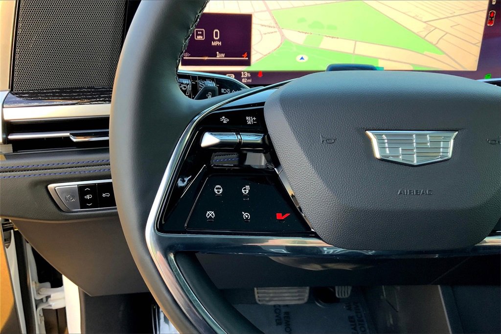 2025 Cadillac Escalade IQ Luxury photo 19