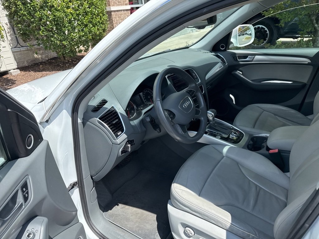 2013 Audi Q5 2.0T Premium Plus photo 6