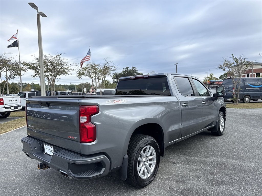 2022 Chevrolet Silverado 1500 RST photo 3